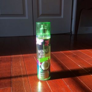 Waikiki Beach Coconut